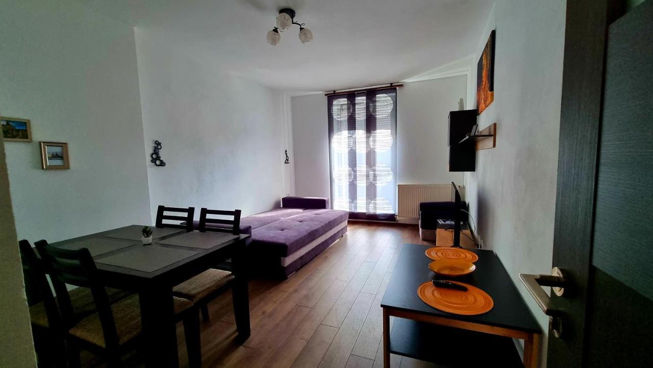 חונדוארה Apartament Dabe Hd מראה חיצוני תמונה